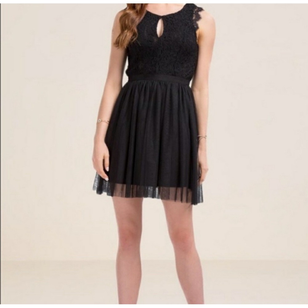 Francesca's Black Lace Open Back Tulle Mini Dress XS‎ Women's NEW Goth Punk Glam
